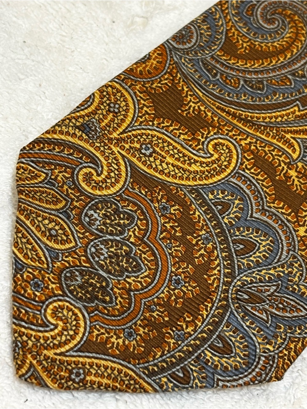 Brand New Vintage Tie By IKE BEHAR